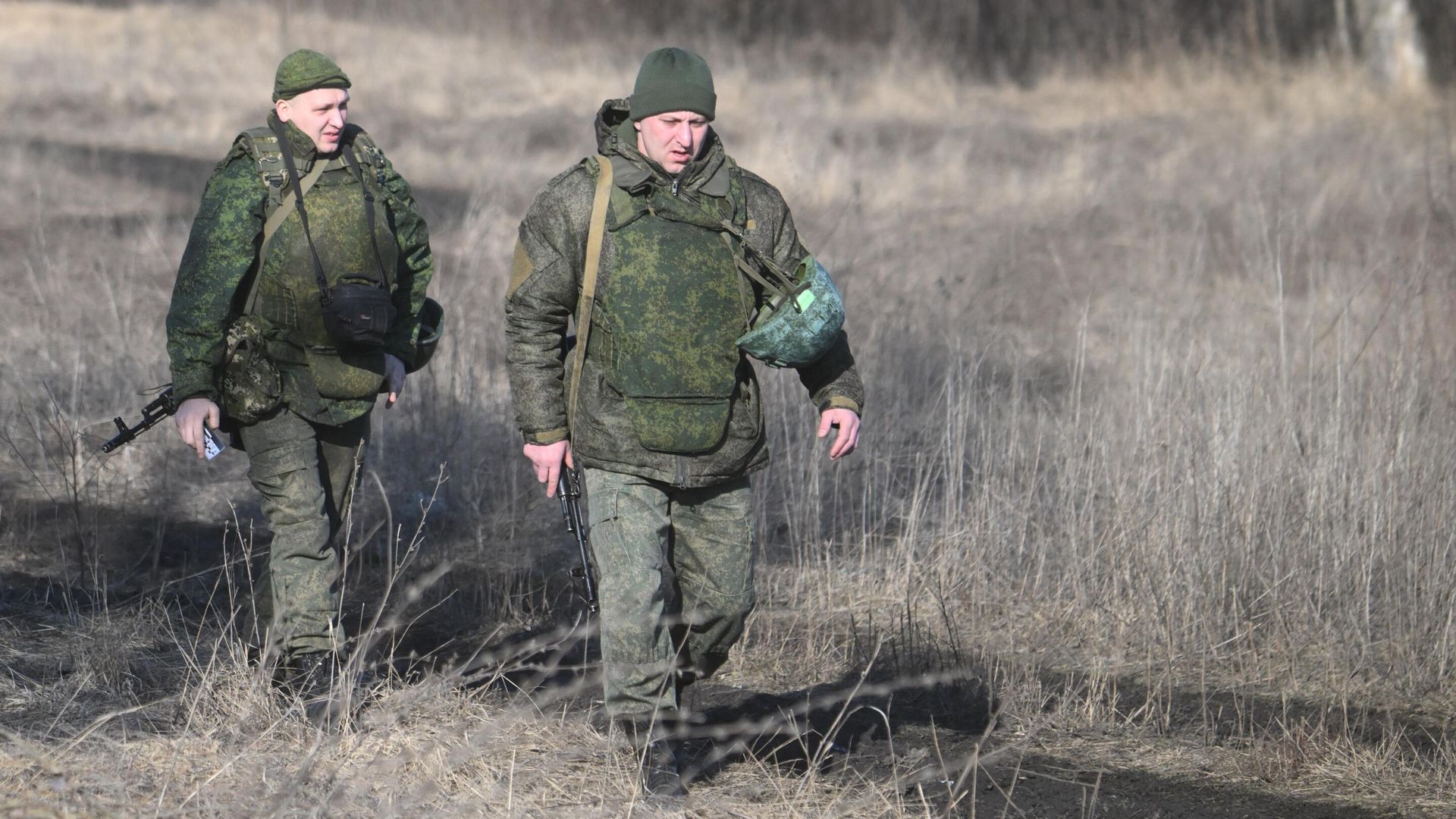 Сотрудники народной милиции ДНР в Петровском районе Донецка Сотрудники народной милиции ДНР в Петровском районе Донецка - РИА Новости, 1920, 21.02.2022