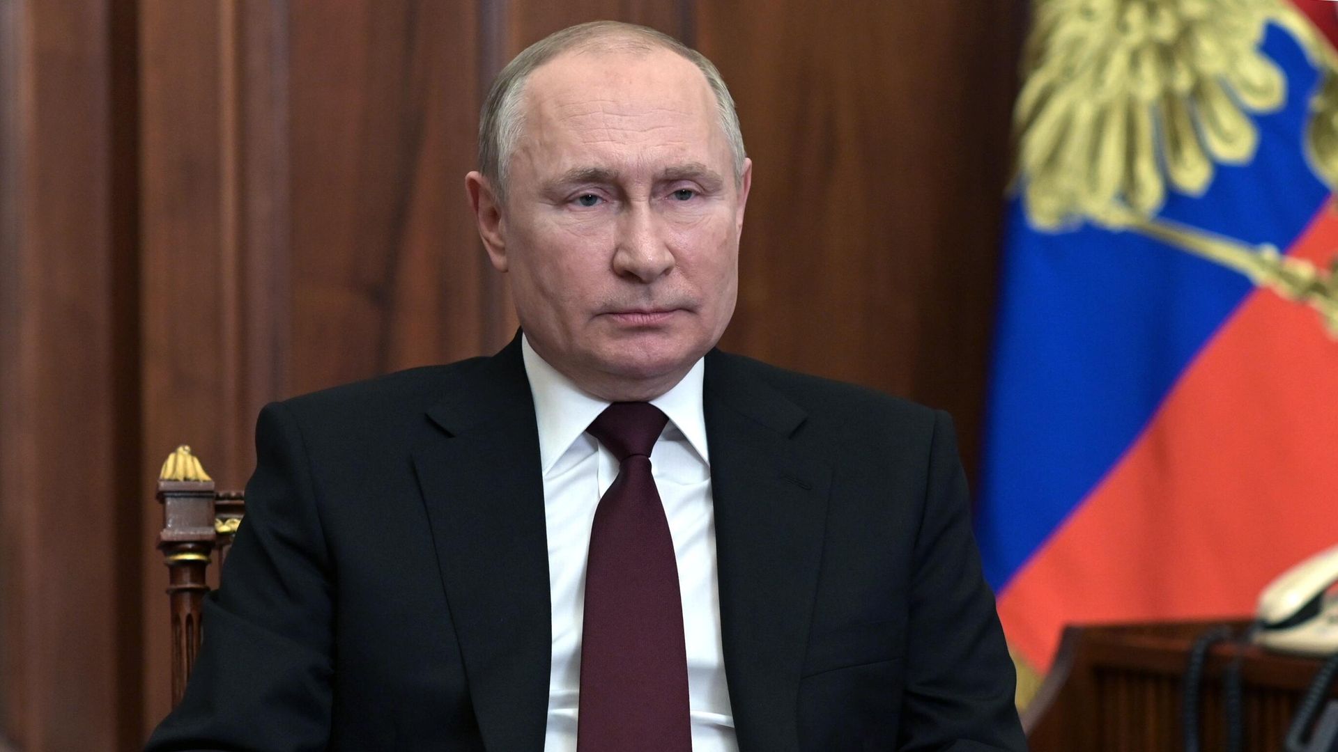 Президент РФ Владимир Путин во время обращения Президент РФ Владимир Путин во время обращения - РИА Новости, 1920, 22.02.2022