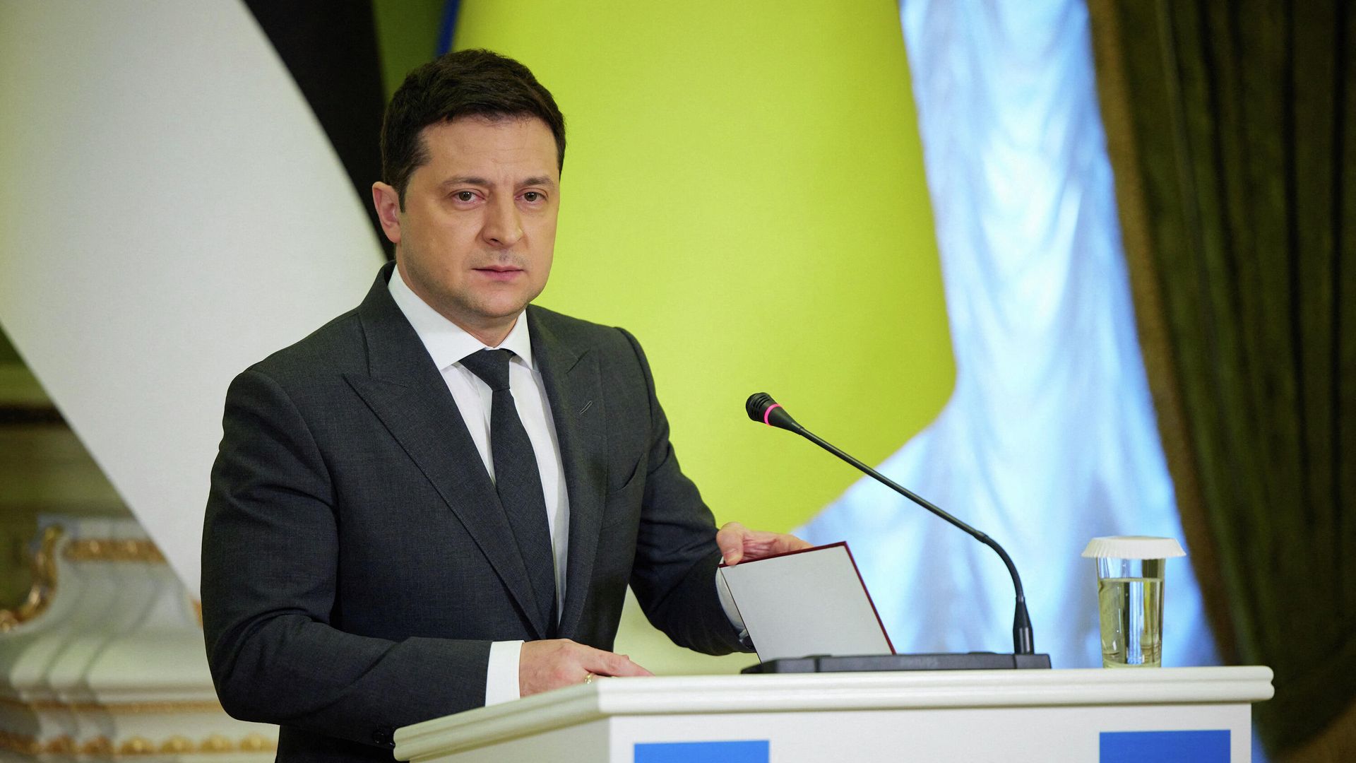 Президент Украины Владимир Зеленский Президент Украины Владимир Зеленский - РИА Новости, 1920, 23.02.2022