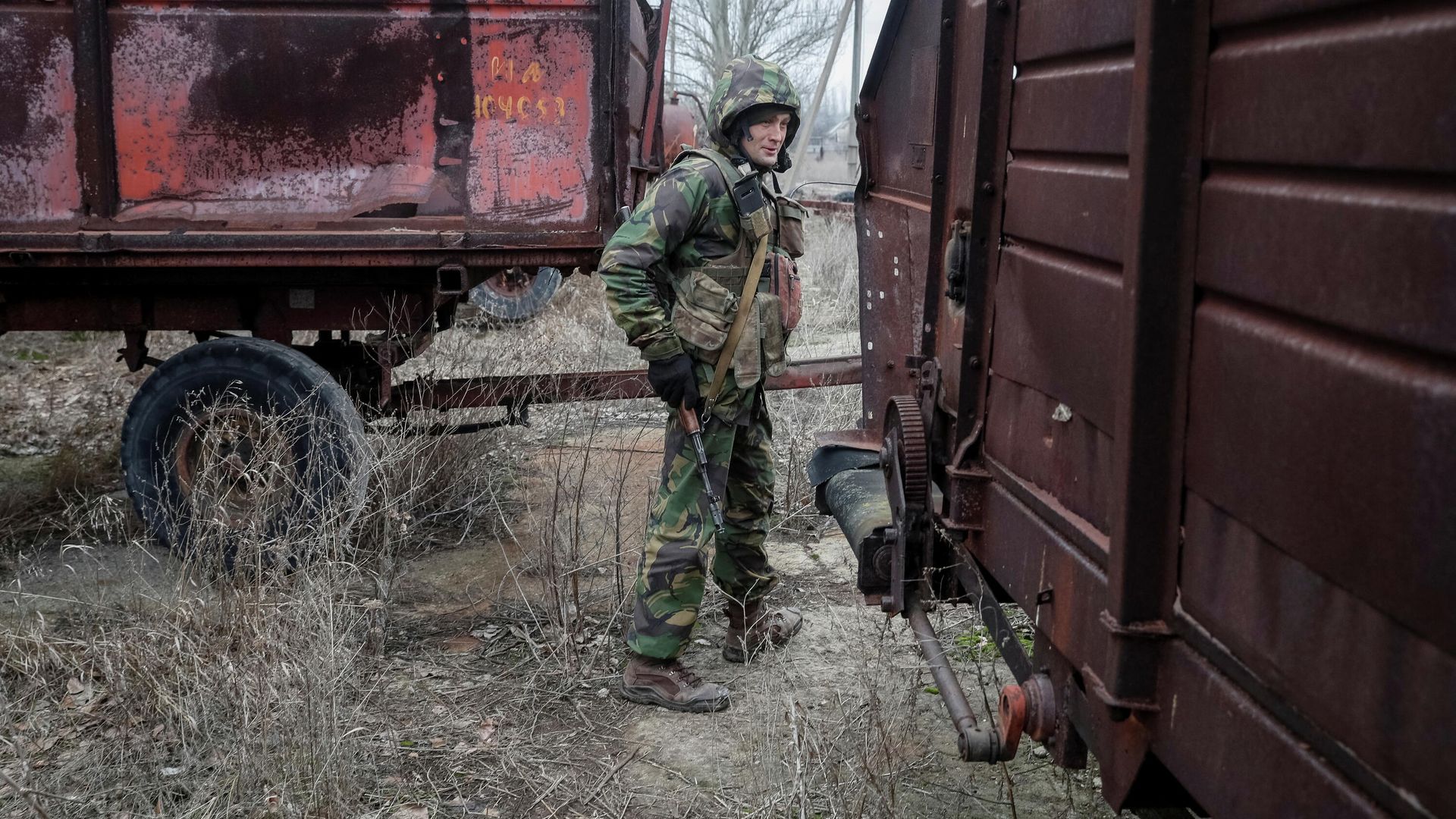 Украинский военный в Донецкой области Украинский военный в Донецкой области - РИА Новости, 1920, 17.03.2022
