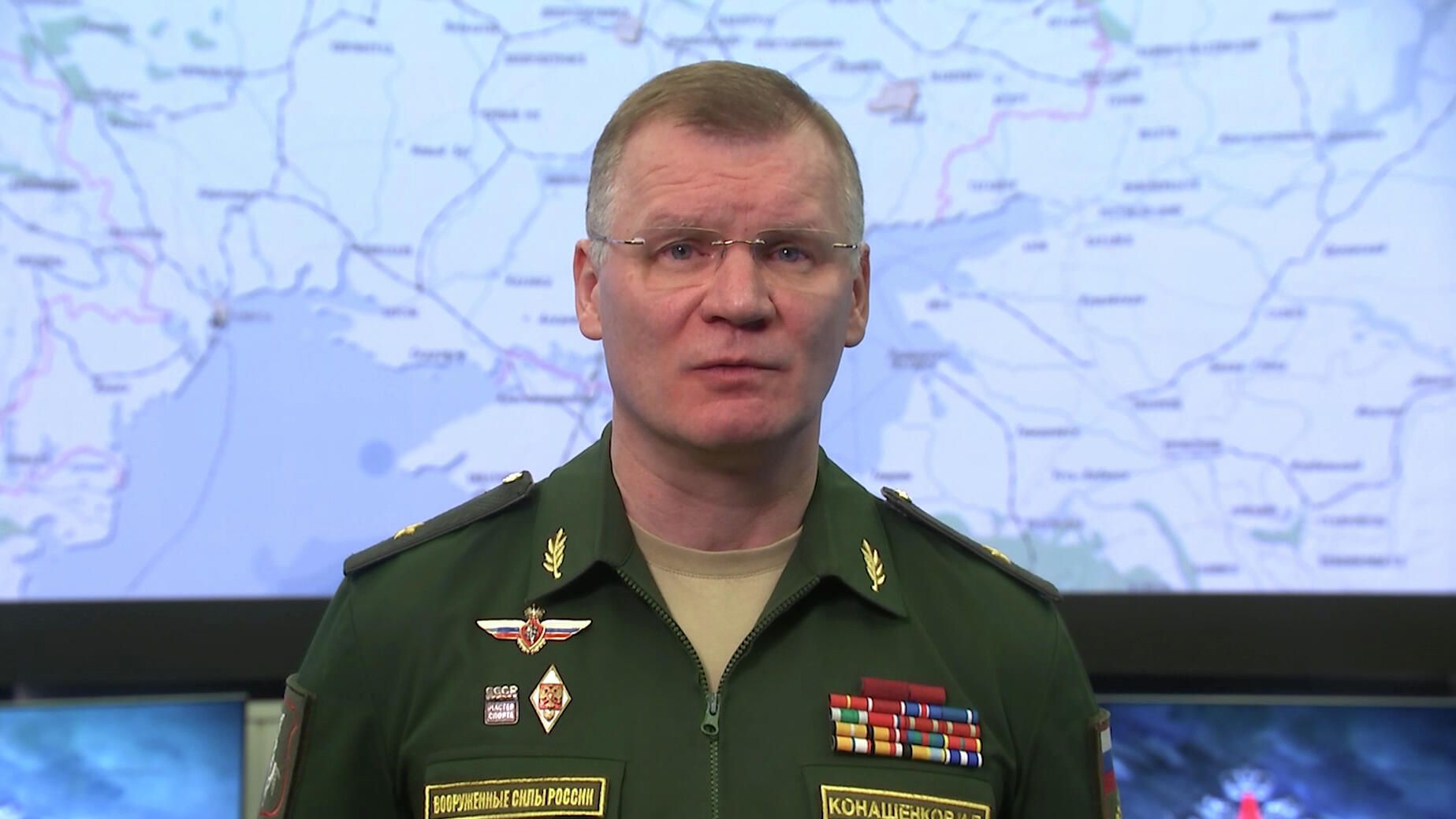 Официальный представитель министерства обороны РФ генерал-майор Игорь Конашенков во время брифинга Официальный представитель министерства обороны РФ генерал-майор Игорь Конашенков во время брифинга - РИА Новости, 1920, 18.04.2022