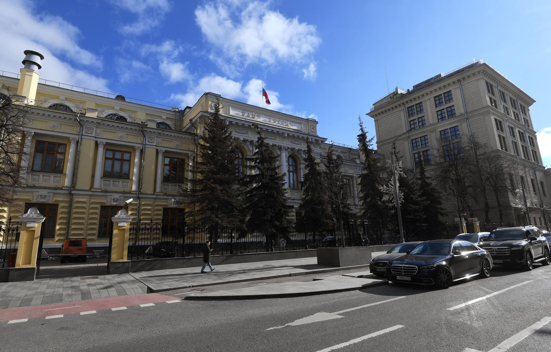 Здание Центрального банка РФ в Москве Здание Центрального банка РФ в Москве - РИА Новости, 1920, 22.03.2022