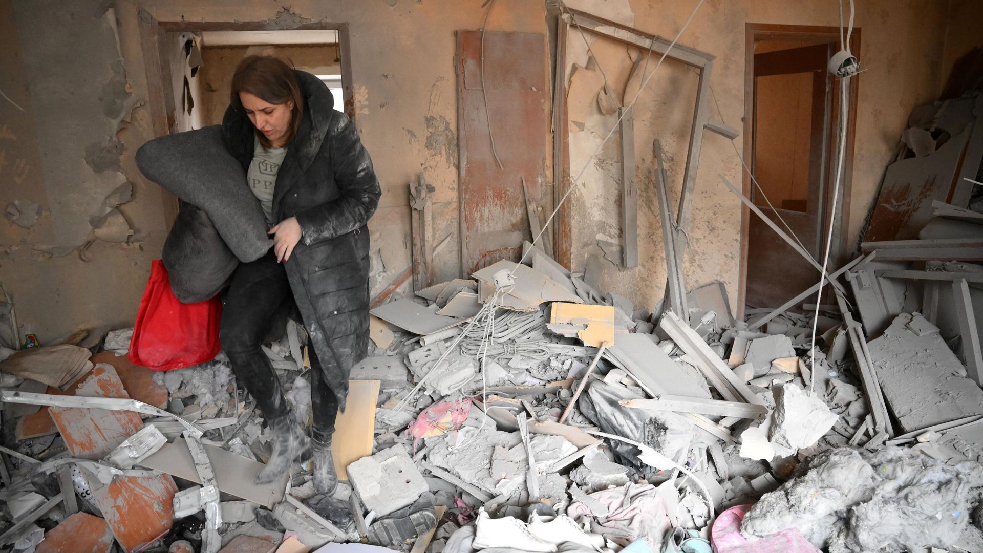 Последствия обстрела в Горловке Последствия обстрела в Горловке - РИА Новости, 1920, 10.06.2022