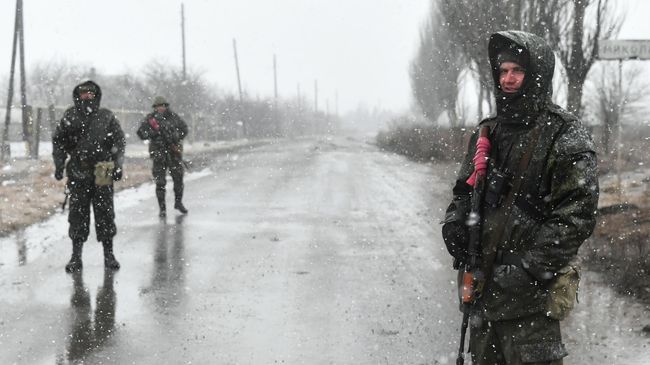 Военнослужащие народной милиции ДНР Военнослужащие народной милиции ДНР