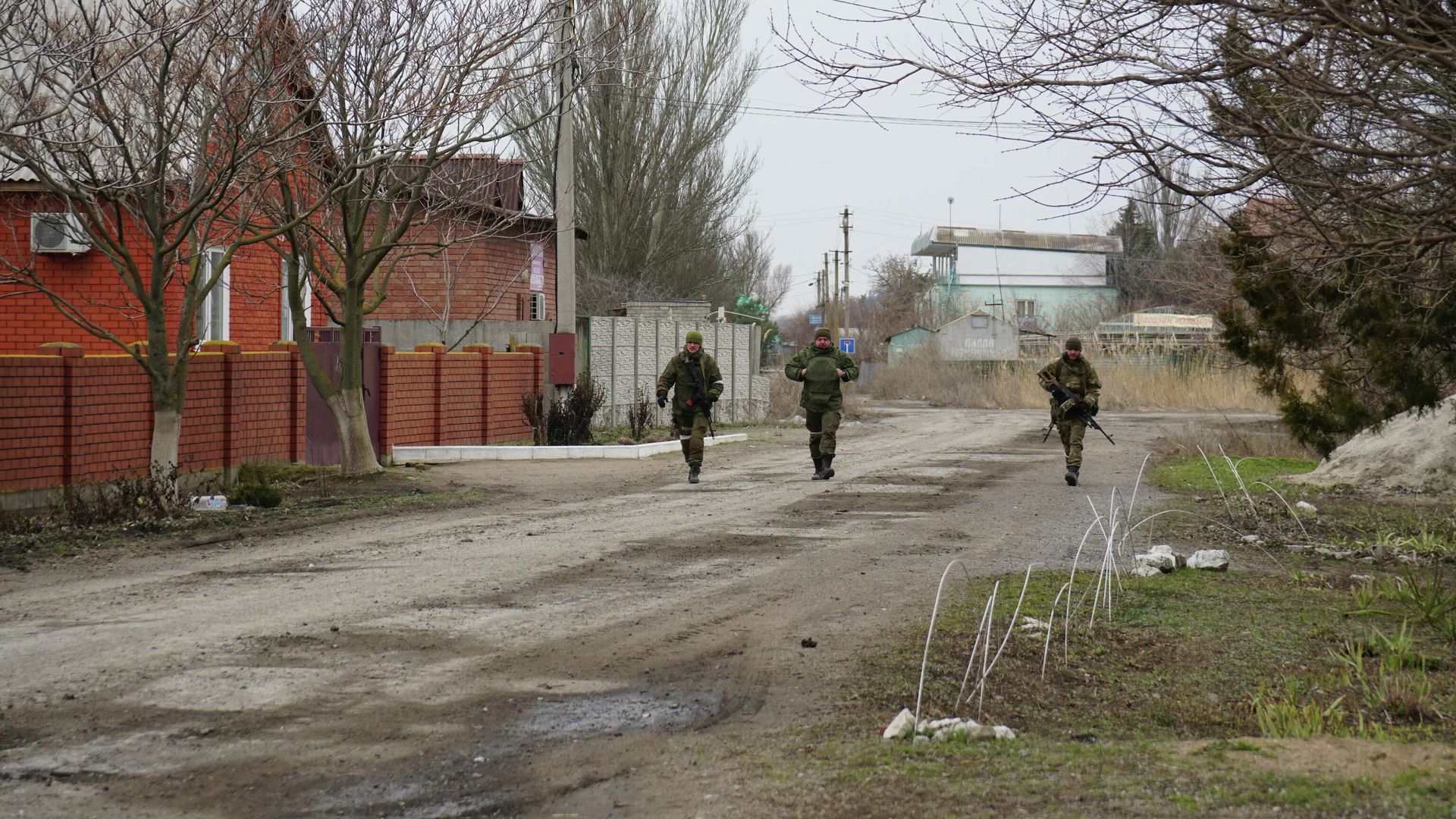 Военнослужащие народной милиции ДНР в селе Бердянское под Мариуполем Военнослужащие народной милиции ДНР в селе Бердянское под Мариуполем - РИА Новости, 1920, 04.03.2022