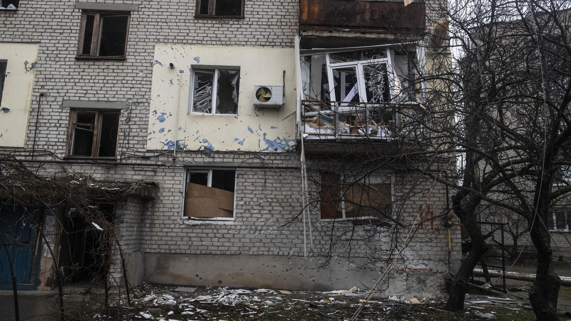 Разрушенный ВСУ жилой дом в Луганской народной республике Разрушенный ВСУ жилой дом в Луганской народной республике - РИА Новости, 1920, 06.03.2022