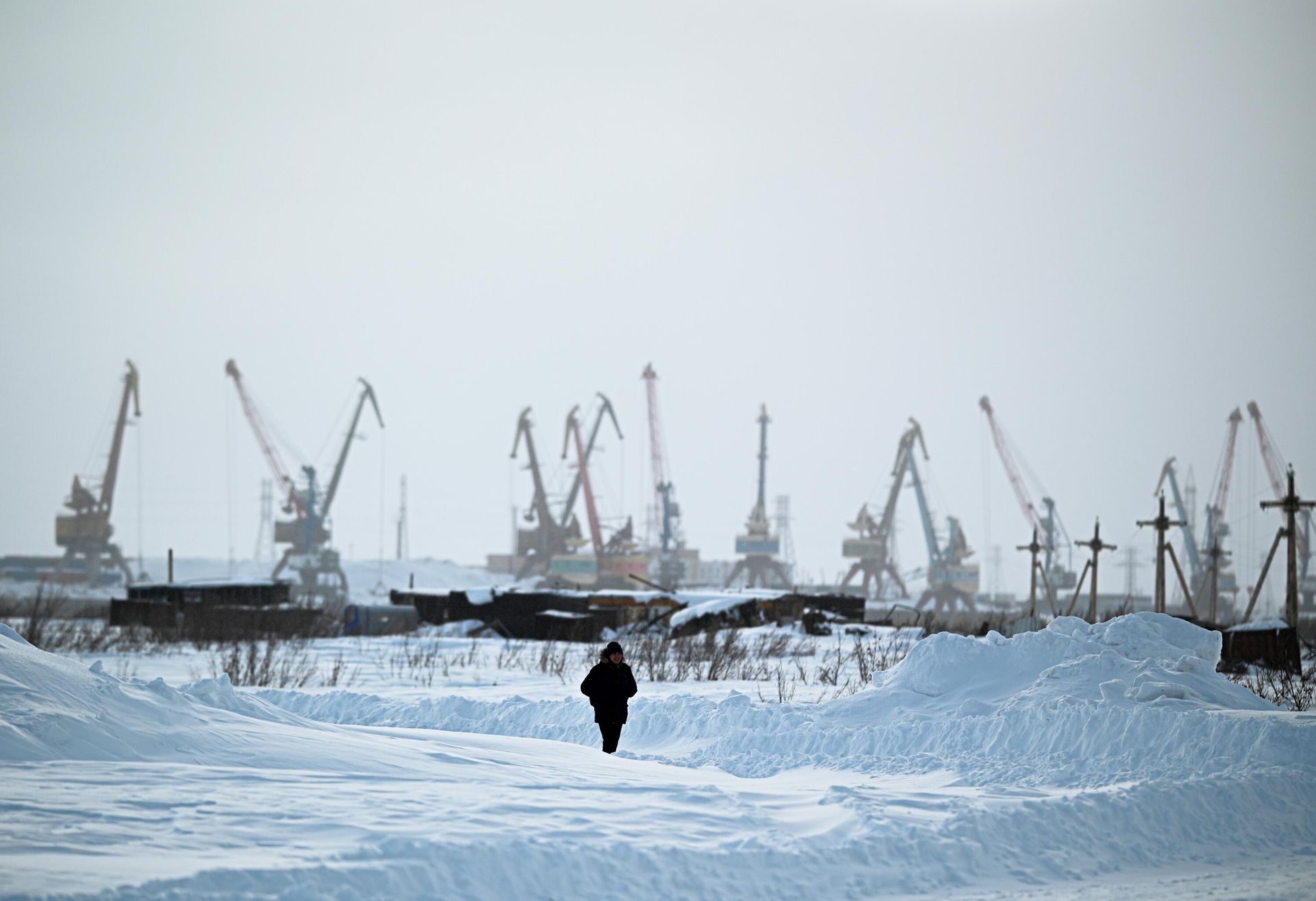 Вид на морской порт Дудинка Северного морского пути  - РИА Новости, 1920, 20.02.2025