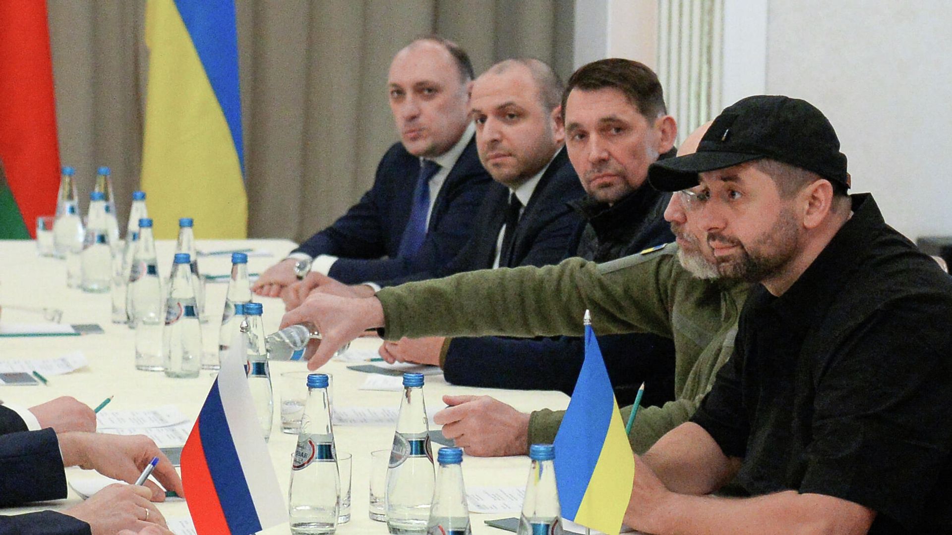 Делегация Украины на переговорах с Россией в Гомельской области - РИА Новости, 1920, 15.03.2022