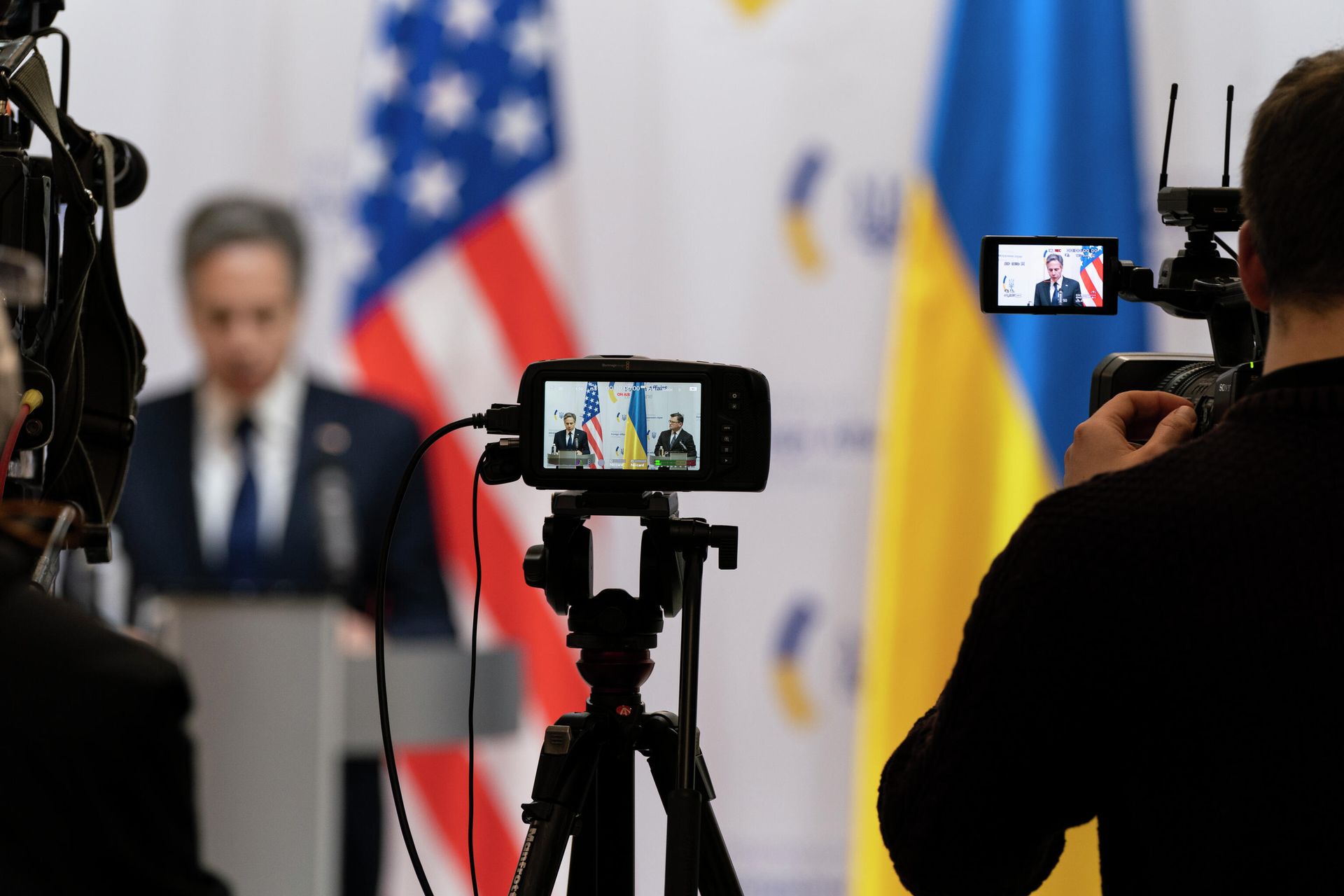 Журналисты во время пресс-коференции госсекретаря Энтони Блинкена и министра иностранных дел Украины Дмитирия Кулебы Журналисты во время пресс-коференции госсекретаря Энтони Блинкена и министра иностранных дел Украины Дмитирия Кулебы - РИА Новости, 1920, 07.11.2022