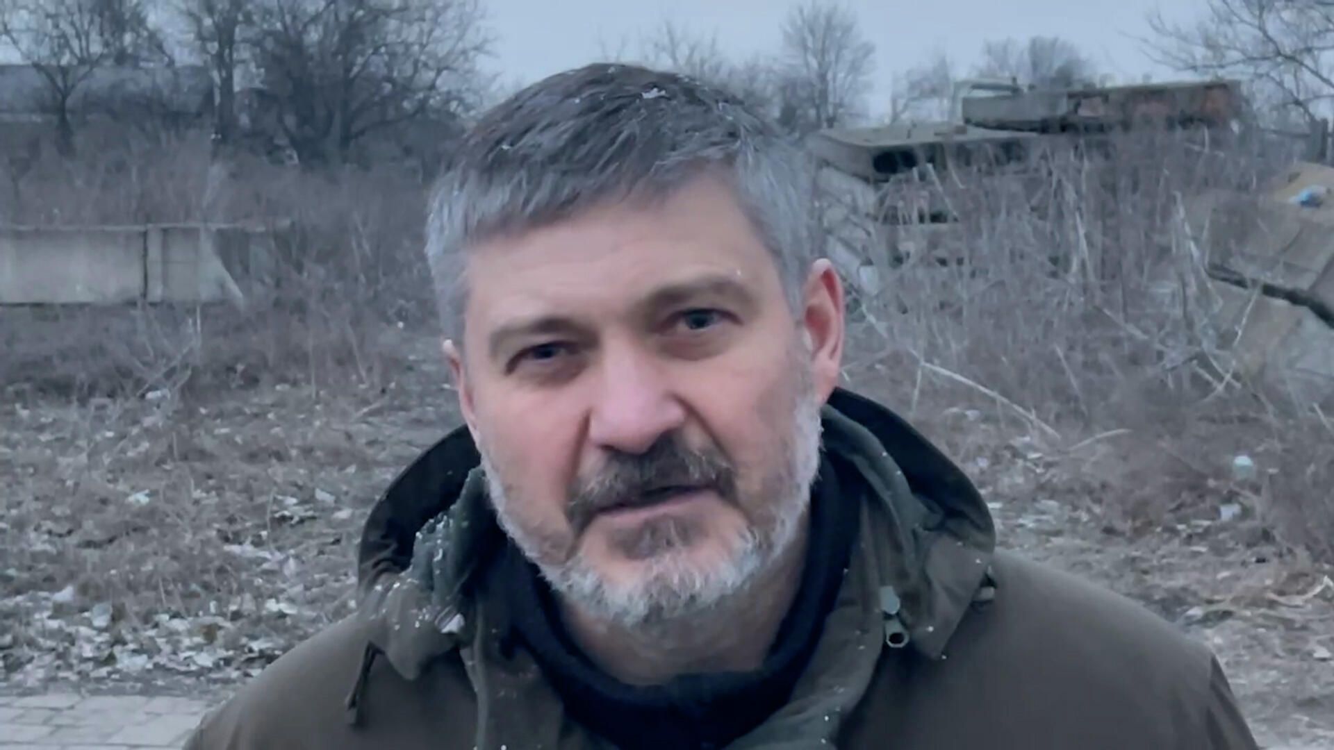 Командование батальона ДНР «Восток» призвало украинских военных отпустить женщин и детей из Мариуполя Командование батальона ДНР «Восток» призвало украинских военных отпустить женщин и детей из Мариуполя - РИА Новости, 1920, 07.03.2022