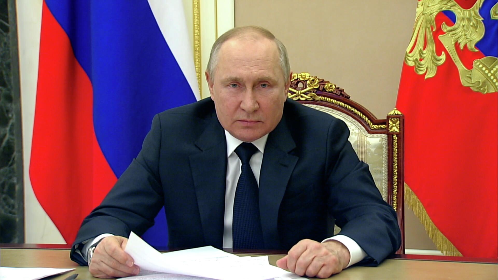Путин: Результаты своих собственных ошибок пытаются свалить на нас Путин: Результаты своих собственных ошибок пытаются свалить на нас - РИА Новости, 1920, 10.03.2022