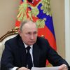Президент РФ В. Путин провел совещание с членами правительства РФ