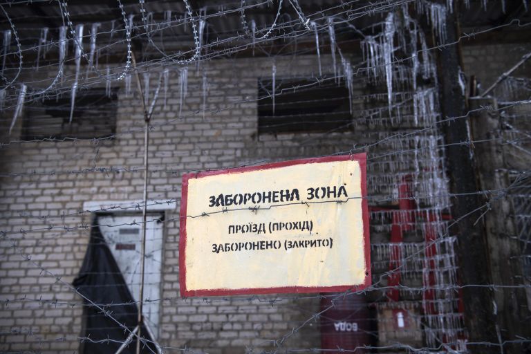 Территория бывшего колбасного завода, в котором была создана нелегальная тюрьма нацбатальона Айдар, в селе Половинкино Старобельского района Луганской народной республики Территория бывшего колбасного завода, в котором была создана нелегальная тюрьма нацбатальона Айдар, в селе Половинкино Старобельского района Луганской народной республики