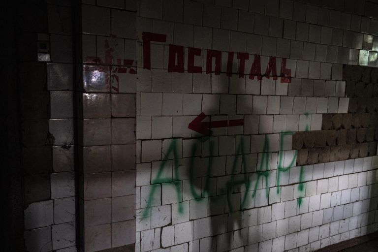 Помещение колбасного завода, в котором была создана нелегальная тюрьма нацбатальона Айдар Помещение колбасного завода, в котором была создана нелегальная тюрьма нацбатальона Айдар