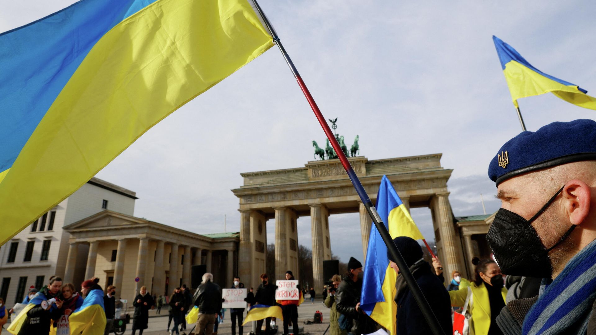 Участники антироссийской акции протеста в Берлине, Германия Участники антироссийской акции протеста в Берлине, Германия - РИА Новости, 1920, 14.03.2022