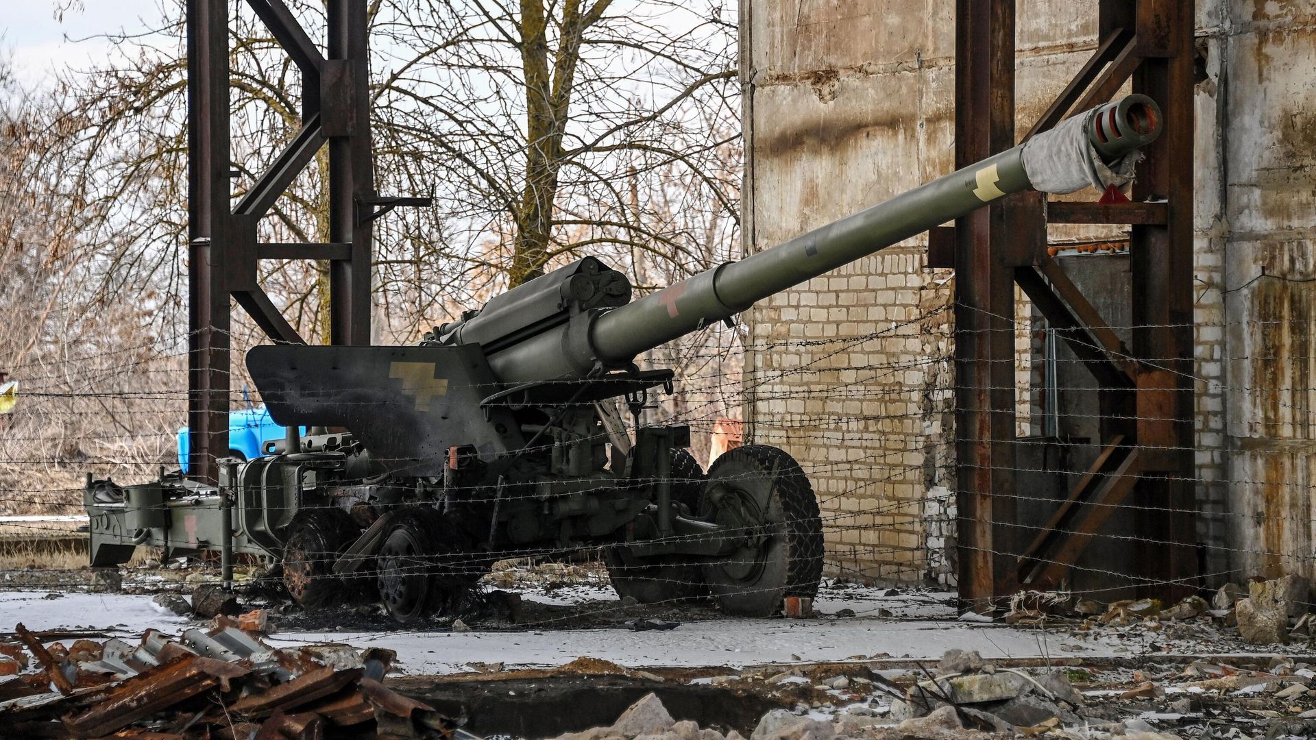 Гаубица из брошенной артиллерийской части Вооруженных сил Украины, временно расположенная на территории пункта приема металла в Бердянске Гаубица из брошенной артиллерийской части Вооруженных сил Украины, временно расположенная на территории пункта приема металла в Бердянске - РИА Новости, 1920, 24.03.2022