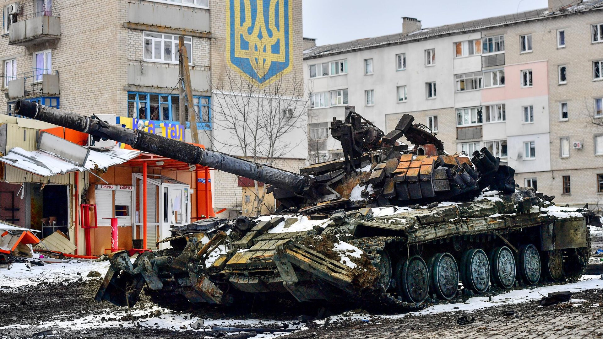 Подбитый танк Вооруженных сил Украины Подбитый танк Вооруженных сил Украины - РИА Новости, 1920, 14.03.2022