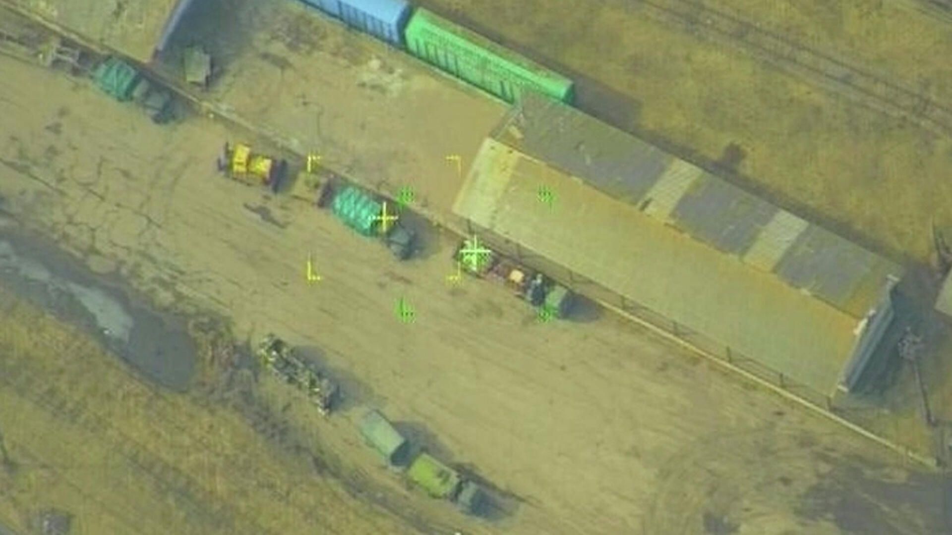 Уничтожение складов с боеприпасами в Черниговской области. Кадры Минобороны Уничтожение складов с боеприпасами в Черниговской области. Кадры Минобороны - РИА Новости, 1920, 16.03.2022