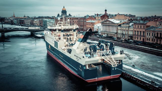 Рыболовный траулер Баренцево море Рыболовный траулер Баренцево море