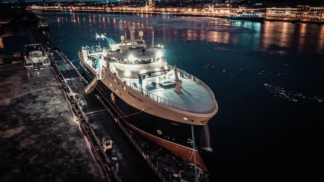 Рыболовный траулер Баренцево море Рыболовный траулер Баренцево море