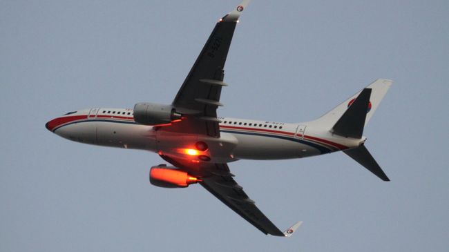 Самолет Boeing 737 авиакомпании China Eastern 