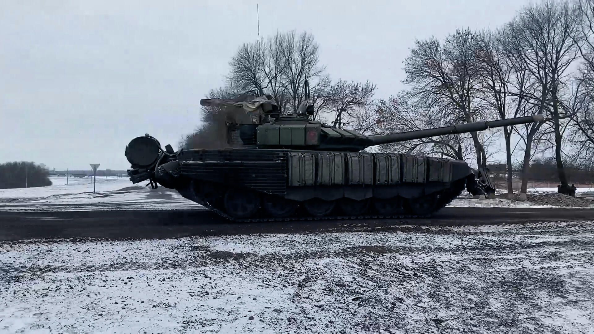 Кадры выдвижения российских подразделений в Сумской области Кадры выдвижения российских подразделений в Сумской области - РИА Новости, 1920, 21.03.2022