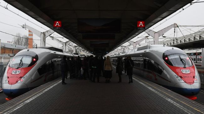 Высокоскоростные поезда Сапсан на Ленинградском вокзале Москвы