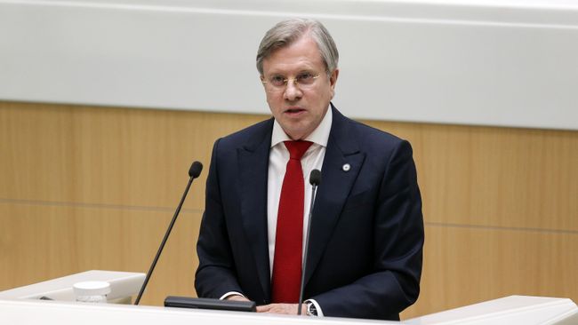 Виталий Савельев