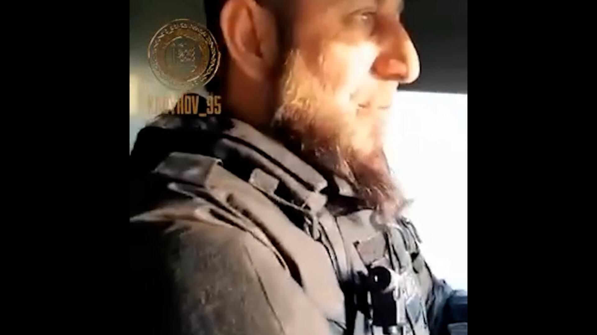 Чеченский боец в шутку предложил переименовать Мариуполь в Ахмат Чеченский боец в шутку предложил переименовать Мариуполь в Ахмат - РИА Новости, 1920, 24.03.2022