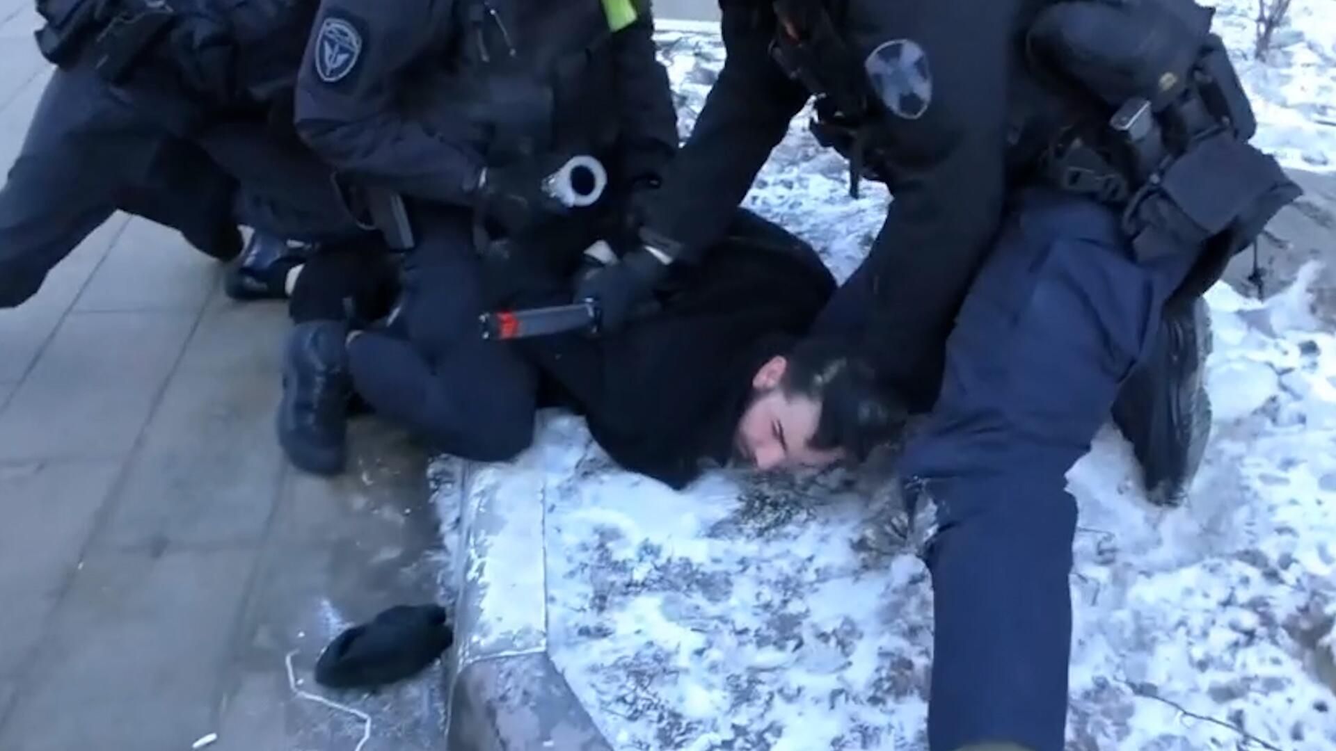 Задержание и допрос агента СБУ Малыша. Видео ФСБ России Задержание и допрос агента СБУ Малыша. Видео ФСБ России - РИА Новости, 1920, 25.03.2022