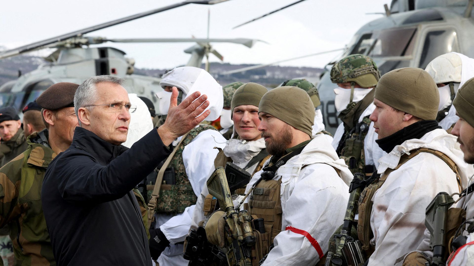 Генеральный секретарь НАТО Йенс Столтенберг на военных учениях Cold Response в Норвегии Генеральный секретарь НАТО Йенс Столтенберг на военных учениях Cold Response в Норвегии - РИА Новости, 1920, 16.04.2022