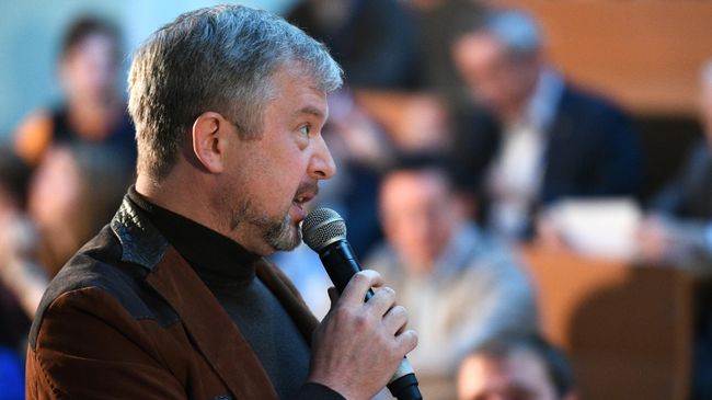 Телеведущий Валдис Пельш Телеведущий Валдис Пельш