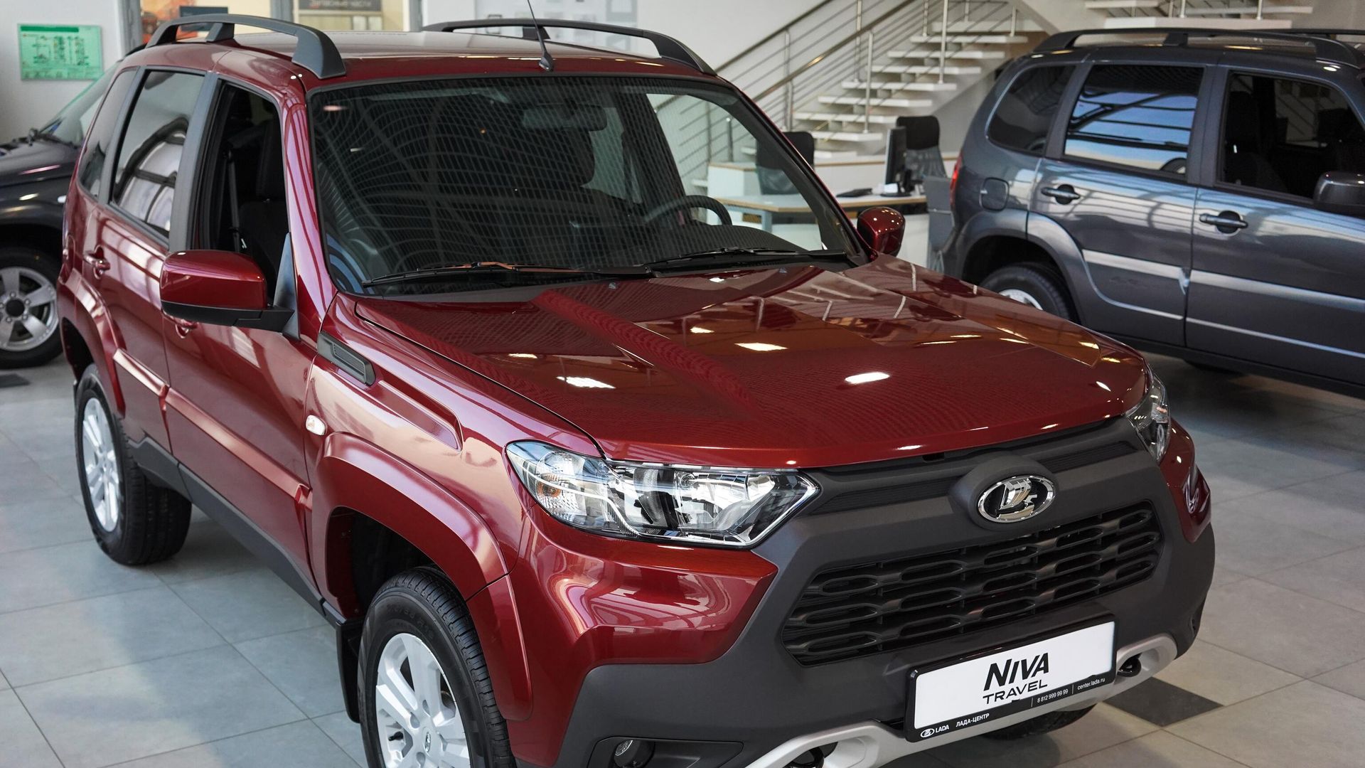 Автомобиль LADA Niva Travel в Санкт-Петербургском дилерском салоне LADA - РИА Новости, 1920, 15.08.2022