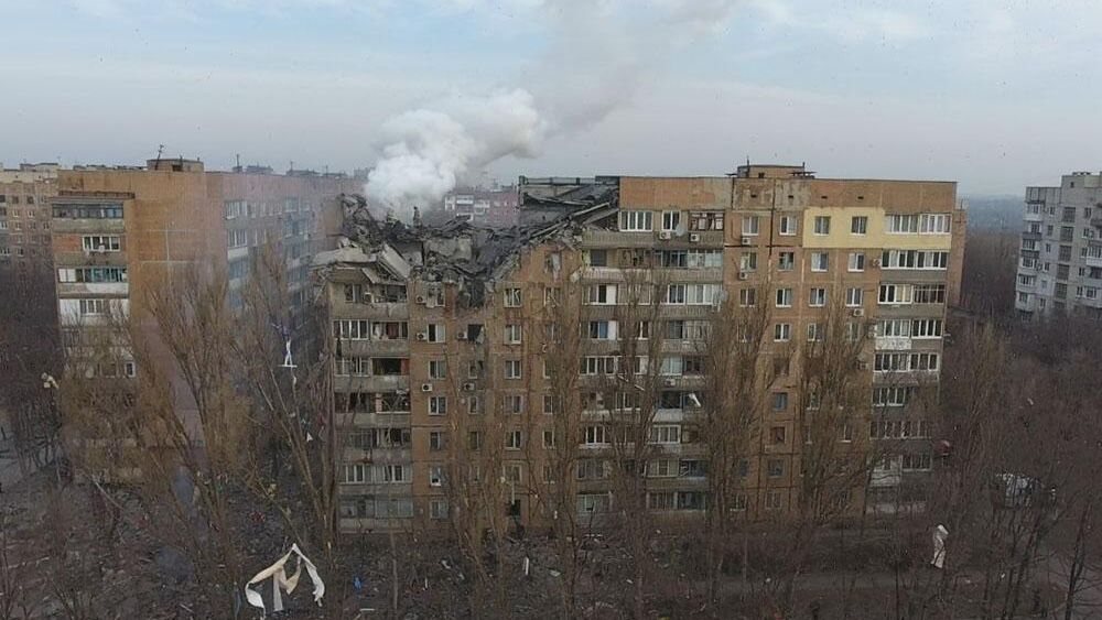 Последствия обстрела со стороны ВСУ жилого дома по улице Пинтера в Донецке Последствия обстрела со стороны ВСУ жилого дома по улице Пинтера в Донецке - РИА Новости, 1920, 30.03.2022