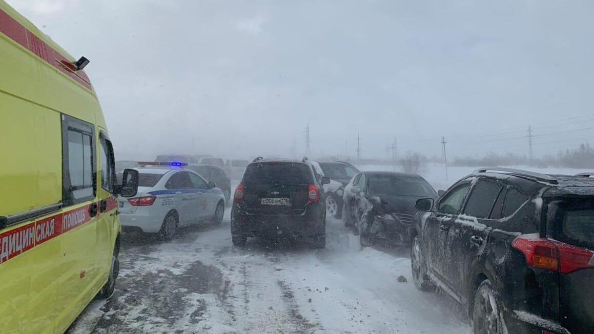 ДТП с участием 22 автомобилей на трассе в ХМАО ДТП с участием 22 автомобилей на трассе в ХМАО - РИА Новости, 1920, 31.03.2022