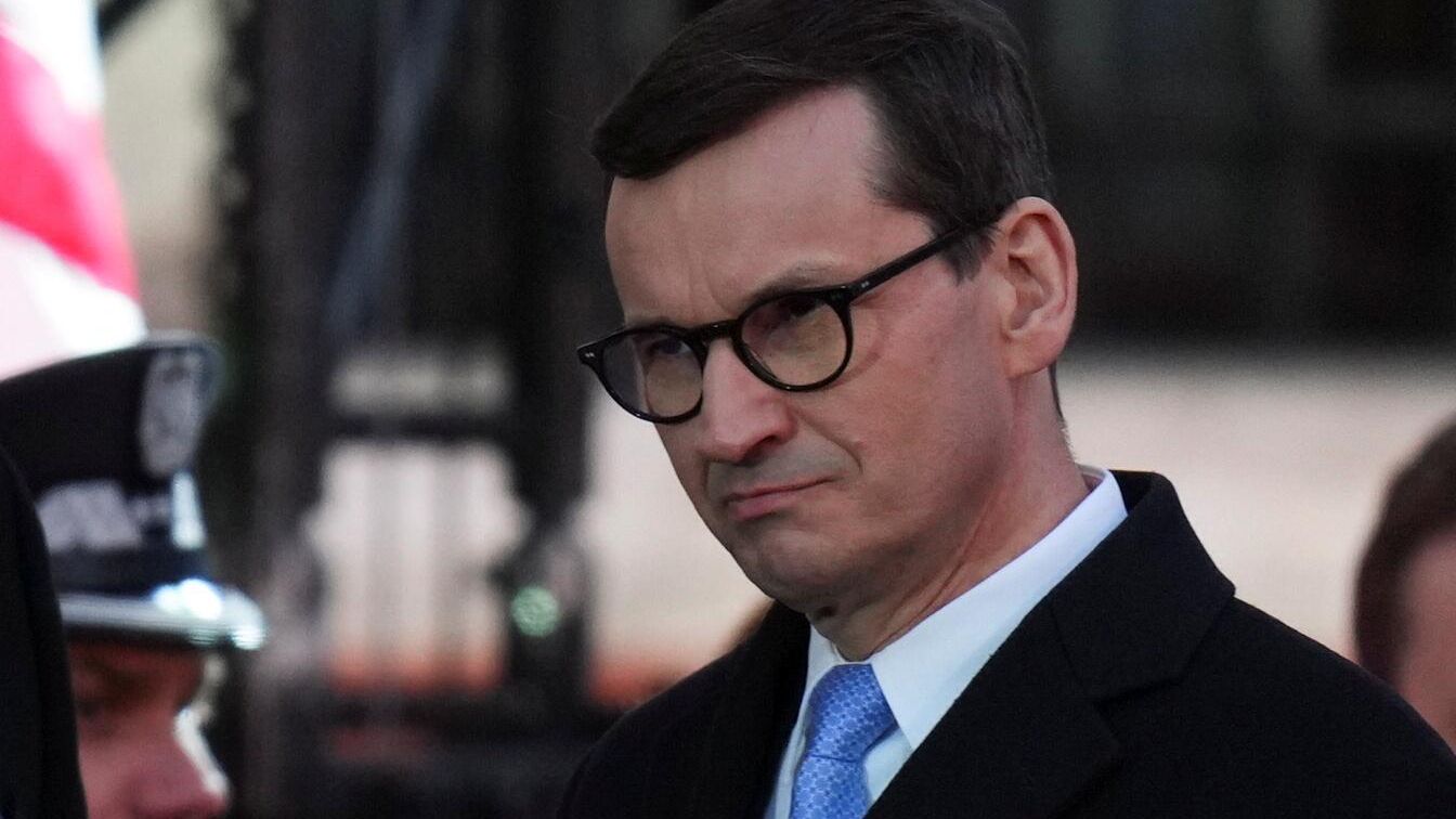 Премьер-министр Польши Матеуш Моравецкий в Королевском замке в Варшаве Премьер-министр Польши Матеуш Моравецкий в Королевском замке в Варшаве - РИА Новости, 1920, 04.04.2022
