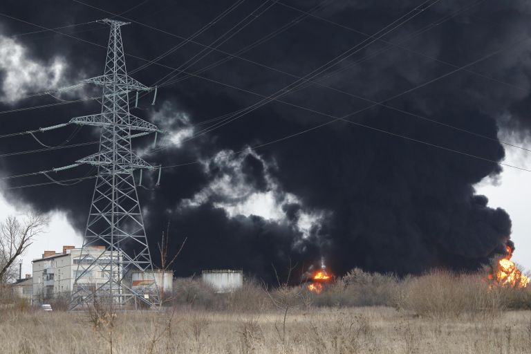 Пожар на нефтебазе в Белгороде Пожар на нефтебазе в Белгороде