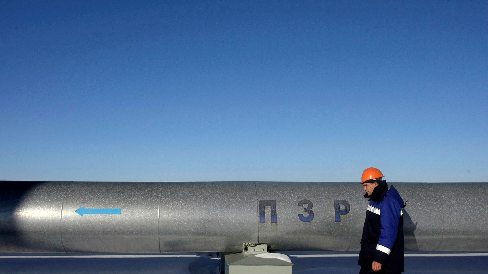 Рабочий на газовой компрессорной станции в Судже Рабочий на газовой компрессорной станции в Судже - РИА Новости, 1920, 14.04.2022