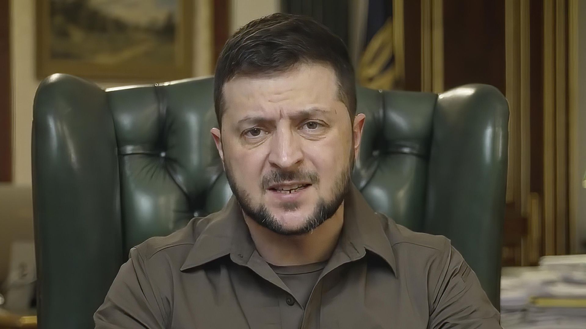 Президент Украины Владимир Зеленский во время телеобращения - РИА Новости, 1920, 09.04.2022