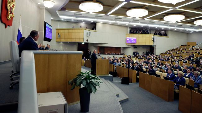 Председатель правительства РФ Михаил Мишустин выступает с ежегодным отчетом правительства РФ в Государственной думе РФ