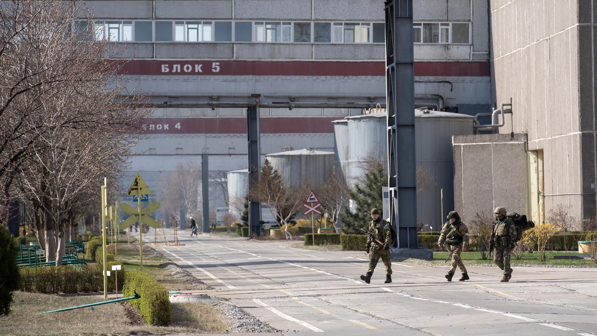 Военнослужащие ВС РФ на территории Запорожской АЭС Военнослужащие ВС РФ на территории Запорожской АЭС - РИА Новости, 1920, 08.08.2022
