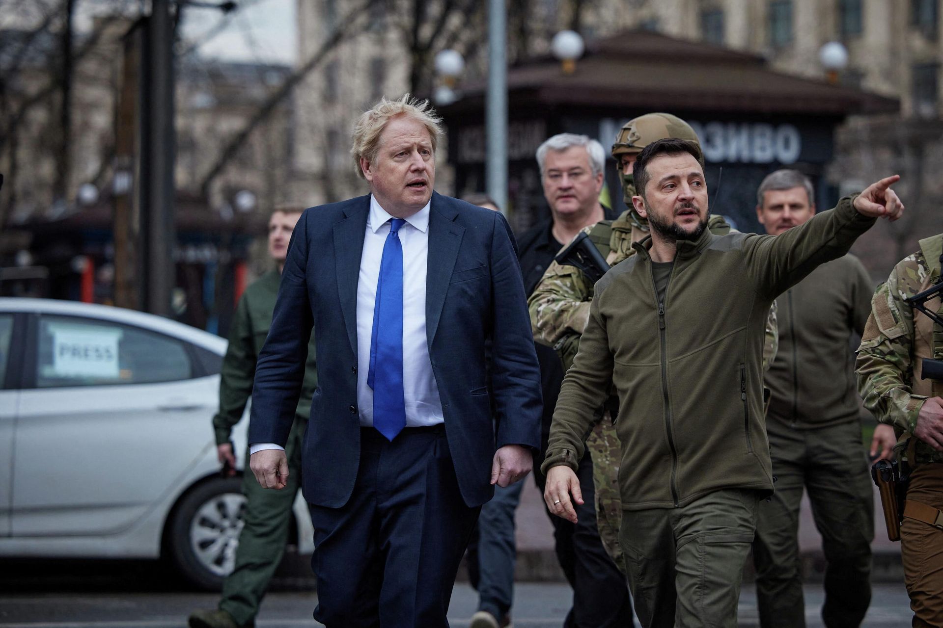 Президент Украины Владимир Зеленский и премьер-министр Великобритании Борис Джонсон во время встречи в Киеве Президент Украины Владимир Зеленский и премьер-министр Великобритании Борис Джонсон во время встречи в Киеве - РИА Новости, 1920, 21.04.2022