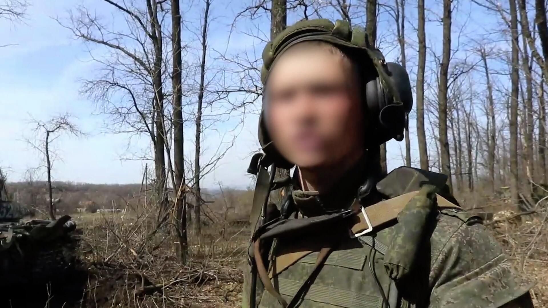 Подняли пушки вверх, стрельбы не было – российский танкист о действиях украинских военных Подняли пушки вверх, стрельбы не было – российский танкист о действиях украинских военных - РИА Новости, 1920, 11.04.2022
