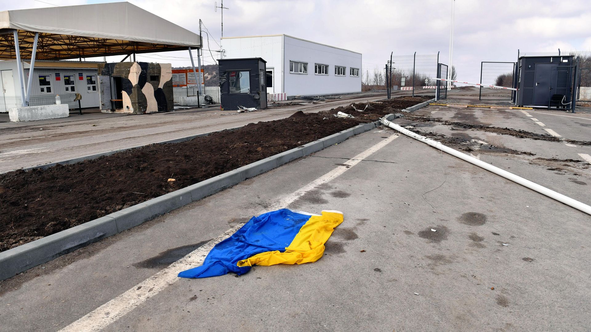 Контрольный пункт въезда-выезда Новотроицкое в Волновахском районе ДНР Контрольный пункт въезда-выезда Новотроицкое в Волновахском районе ДНР - РИА Новости, 1920, 22.05.2022