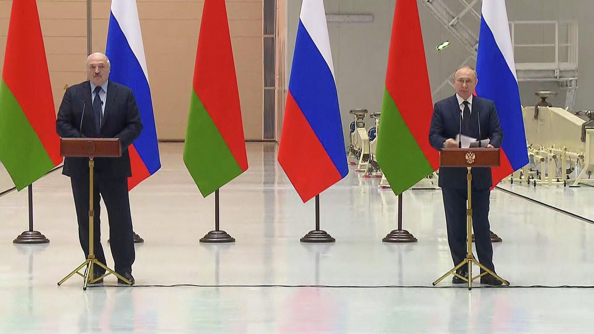 Выполнено более 30% из намеченного – Путин о совместных с Белоруссией программах Выполнено более 30% из намеченного – Путин о совместных с Белоруссией программах - РИА Новости, 1920, 12.04.2022