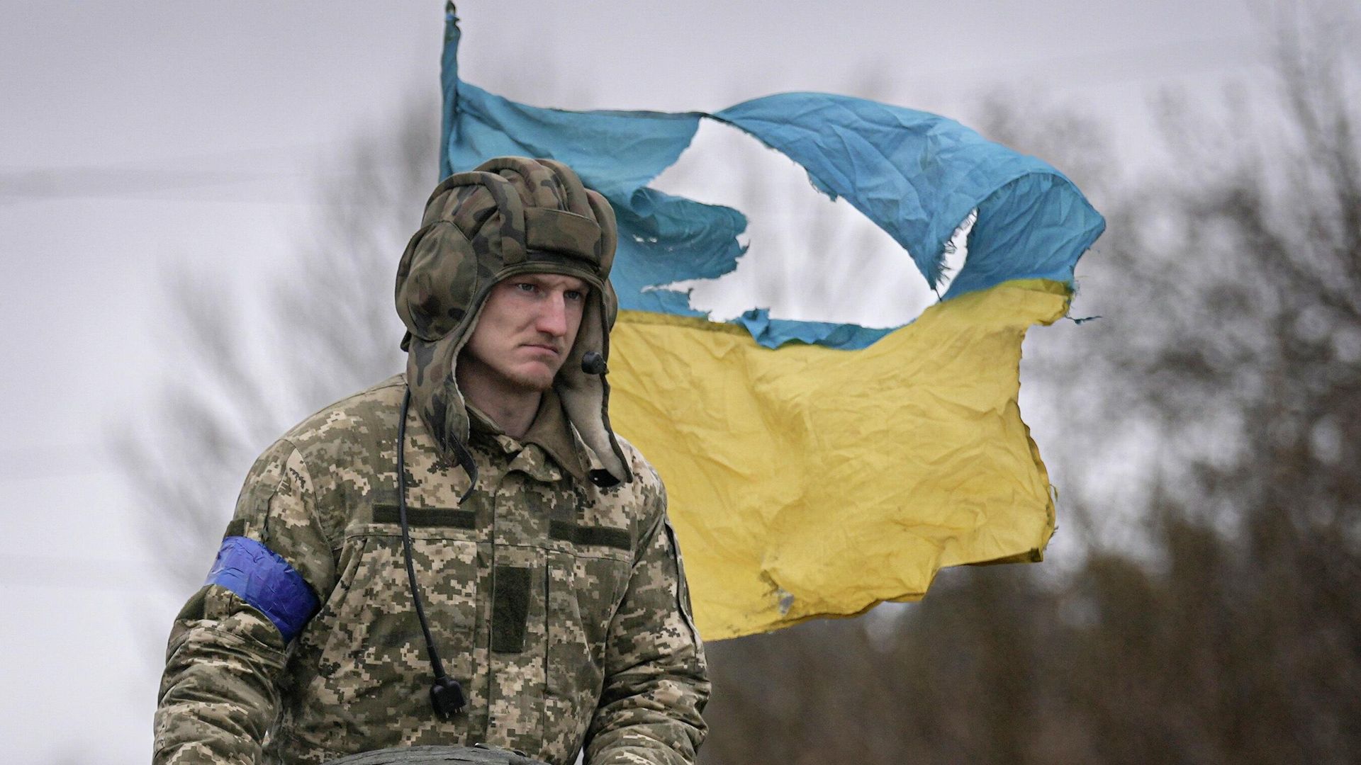 Украинский военнослужащий под Киевом Украинский военнослужащий под Киевом - РИА Новости, 1920, 21.04.2025