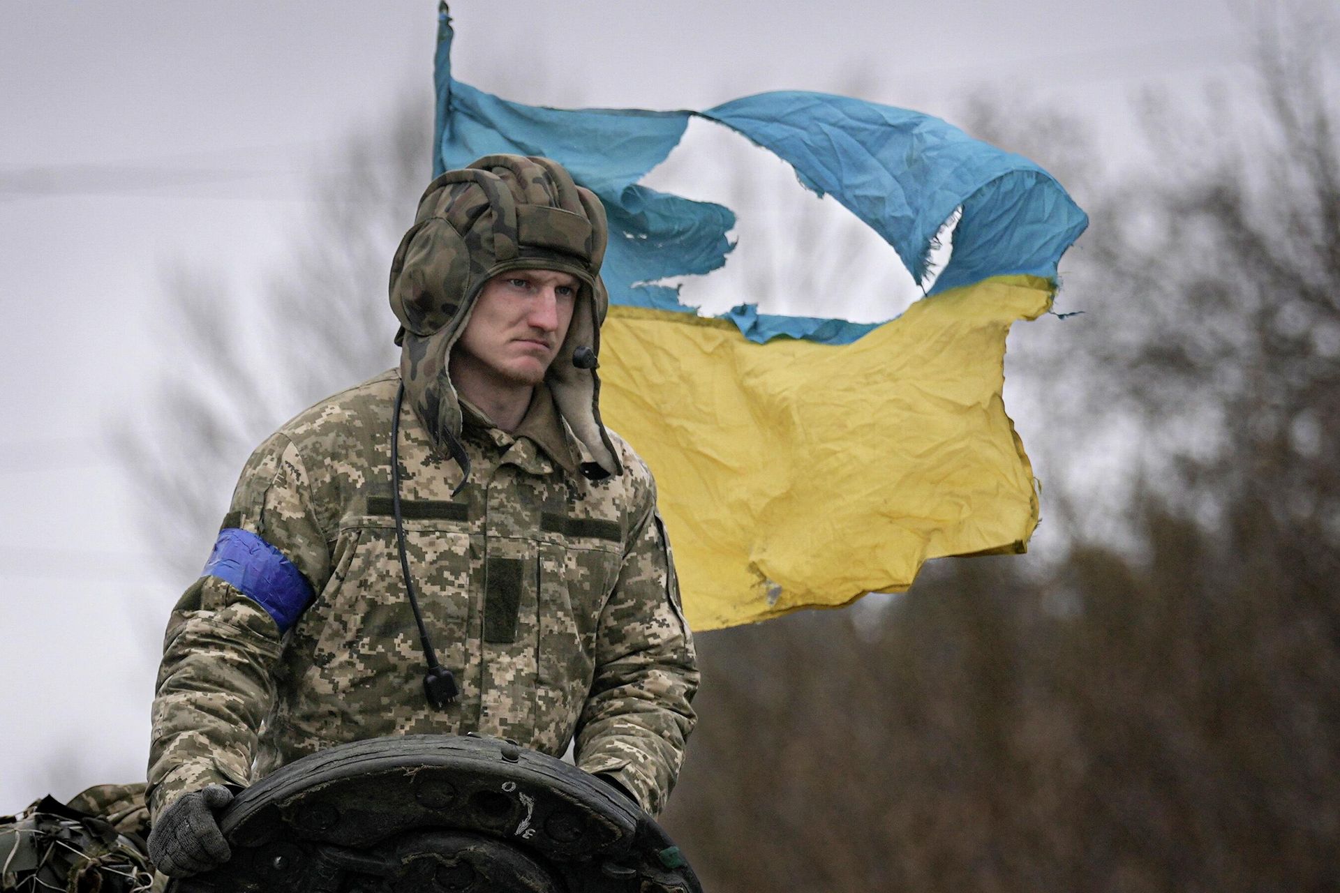 Украинский военнослужащий под Киевом Украинский военнослужащий под Киевом - РИА Новости, 1920, 31.05.2024