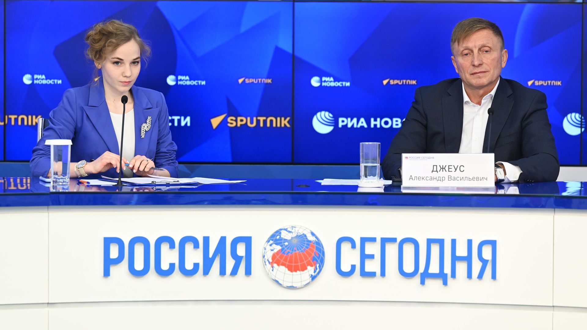 Пресс-конференция на тему: Всероссийский детский центр Орленок – детям Донбасса Пресс-конференция на тему: Всероссийский детский центр Орленок – детям Донбасса - РИА Новости, 1920, 14.04.2022