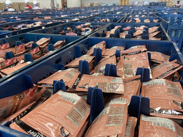 Продукция завода по производству кормов для животных компании Мираторг Продукция завода по производству кормов для животных компании Мираторг