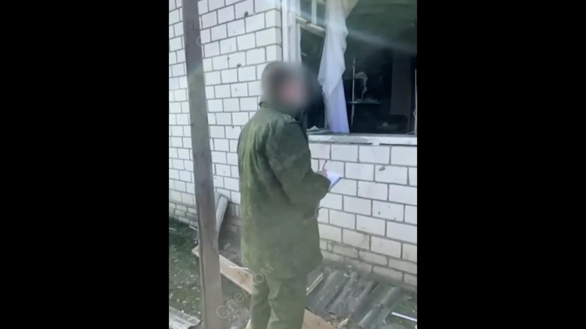 Работа следователей на месте авиаударов по домам в Брянской области Работа следователей на месте авиаударов по домам в Брянской области - РИА Новости, 1920, 14.04.2022